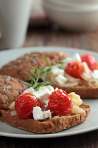 Sandwiches with feta and vegetables